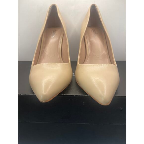 Charles by Charles David Women's Incredibly Pump Size 9M - Picture 2 of 10
